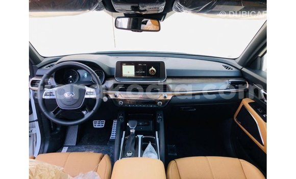 Buy Import Kia Carens White Car in Import - Dubai in Diana Buy Import Kia Carens White Car in Import - Dubai in Diana