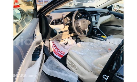 Acheter Import Voiture Toyota Camry Noir à Import - Dubai, Diana Acheter Import Voiture Toyota Camry Noir à Import - Dubai, Diana