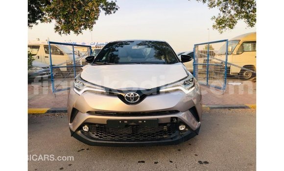 Acheter Import Voiture Toyota C-HR Autre à Import - Dubai, Diana Acheter Import Voiture Toyota C-HR Autre à Import - Dubai, Diana