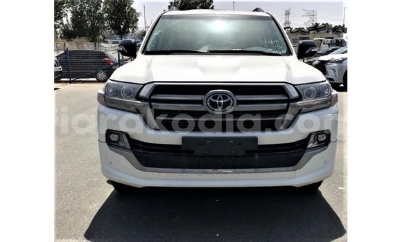 Buy Import Toyota Land Cruiser White Car in Import - Dubai in Diana Buy Import Toyota Land Cruiser White Car in Import - Dubai in Diana