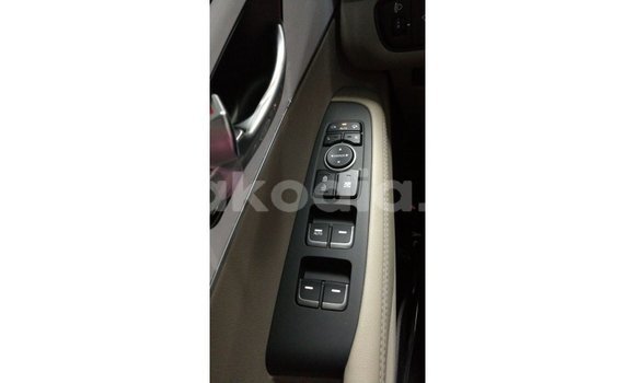 Buy Import Kia Sorento White Car in Import - Dubai in Diana Buy Import Kia Sorento White Car in Import - Dubai in Diana
