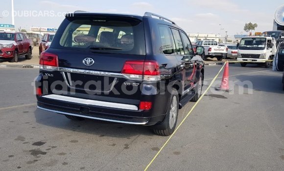Buy Import Toyota Land Cruiser Black Car in Import - Dubai in Diana Buy Import Toyota Land Cruiser Black Car in Import - Dubai in Diana
