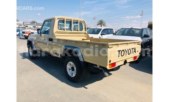 Hividy Toyota Land Cruiser beige Car in Import - Dubai in Diana Hividy Toyota Land Cruiser beige Car in Import - Dubai in Diana
