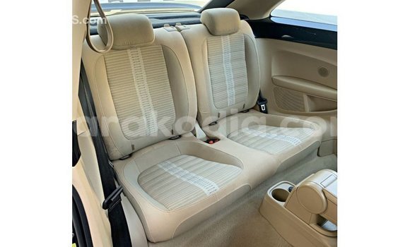 Acheter Import Voiture Volkswagen Beetle Noir à Import - Dubai, Diana Acheter Import Voiture Volkswagen Beetle Noir à Import - Dubai, Diana