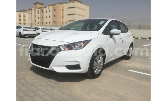 Acheter Import Voiture Nissan Sunny Blanc à Import - Dubai, Diana Acheter Import Voiture Nissan Sunny Blanc à Import - Dubai, Diana