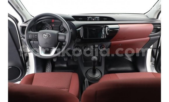 Buy Import Toyota Hilux White Car in Import - Dubai in Diana Buy Import Toyota Hilux White Car in Import - Dubai in Diana