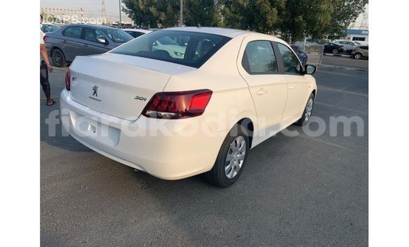 Hividy Peugeot 301 fotsy Car in Import - Dubai in Diana Hividy Peugeot 301 fotsy Car in Import - Dubai in Diana