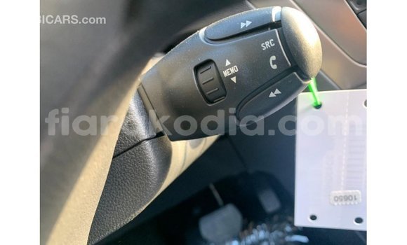 Hividy Peugeot 301 fotsy Car in Import - Dubai in Diana Hividy Peugeot 301 fotsy Car in Import - Dubai in Diana