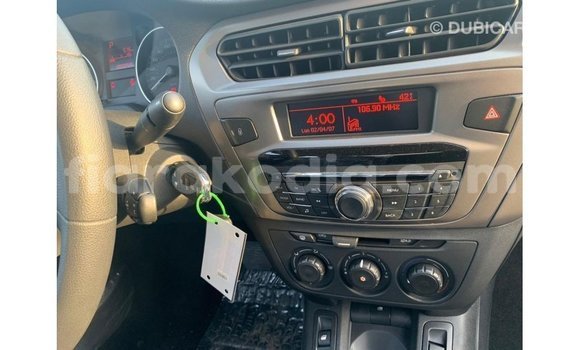 Hividy Peugeot 301 fotsy Car in Import - Dubai in Diana Hividy Peugeot 301 fotsy Car in Import - Dubai in Diana