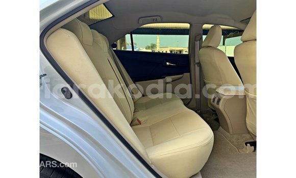 Hividy Toyota Camry fotsy Car in Import - Dubai in Diana Hividy Toyota Camry fotsy Car in Import - Dubai in Diana