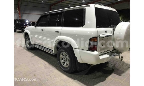 Acheter Import Voiture Nissan Patrol Blanc à Import - Dubai, Diana Acheter Import Voiture Nissan Patrol Blanc à Import - Dubai, Diana