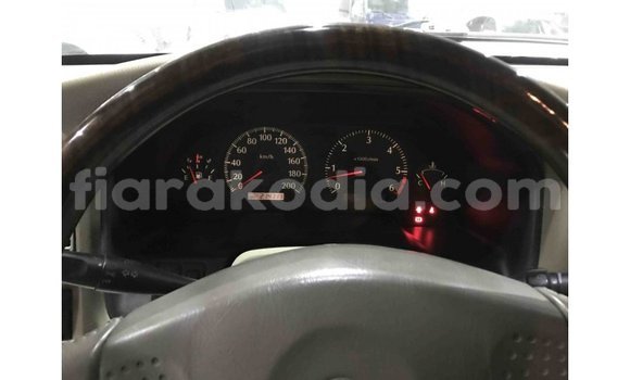 Acheter Import Voiture Nissan Patrol Blanc à Import - Dubai, Diana Acheter Import Voiture Nissan Patrol Blanc à Import - Dubai, Diana