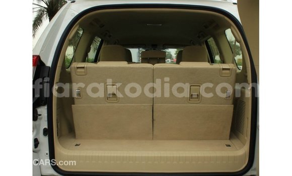 Hividy Toyota Prado fotsy Car in Import - Dubai in Diana Hividy Toyota Prado fotsy Car in Import - Dubai in Diana