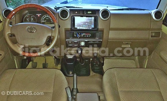 Hividy Toyota Land Cruiser beige Car in Import - Dubai in Diana Hividy Toyota Land Cruiser beige Car in Import - Dubai in Diana