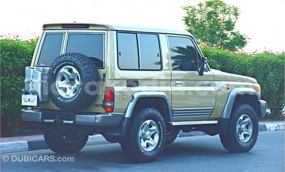 Hividy Toyota Land Cruiser beige Car in Import - Dubai in Diana Hividy Toyota Land Cruiser beige Car in Import - Dubai in Diana