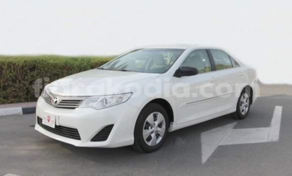 Hividy Toyota Camry fotsy Car in Import - Dubai in Diana Hividy Toyota Camry fotsy Car in Import - Dubai in Diana