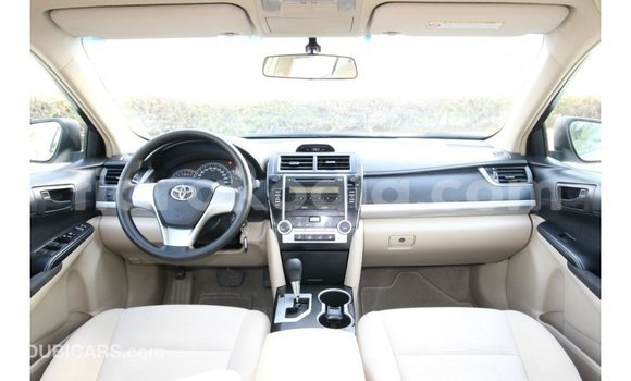 Hividy Toyota Camry fotsy Car in Import - Dubai in Diana Hividy Toyota Camry fotsy Car in Import - Dubai in Diana