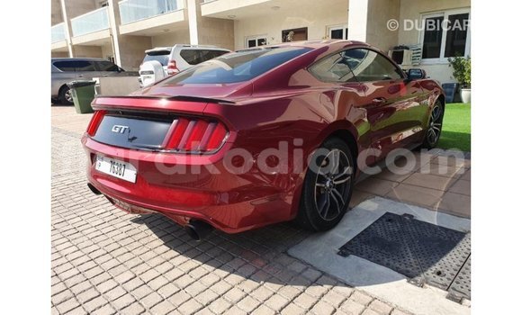 Acheter Import Voiture Ford Mustang Rouge à Import - Dubai, Diana Acheter Import Voiture Ford Mustang Rouge à Import - Dubai, Diana
