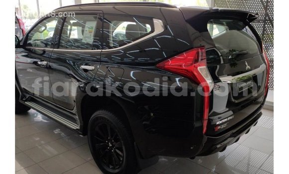 Buy Import Mitsubishi Montero Black Car in Import - Dubai in Diana Buy Import Mitsubishi Montero Black Car in Import - Dubai in Diana