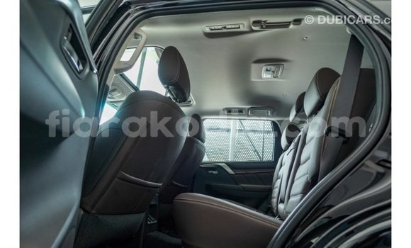 Buy Import Mitsubishi Montero Black Car in Import - Dubai in Diana Buy Import Mitsubishi Montero Black Car in Import - Dubai in Diana