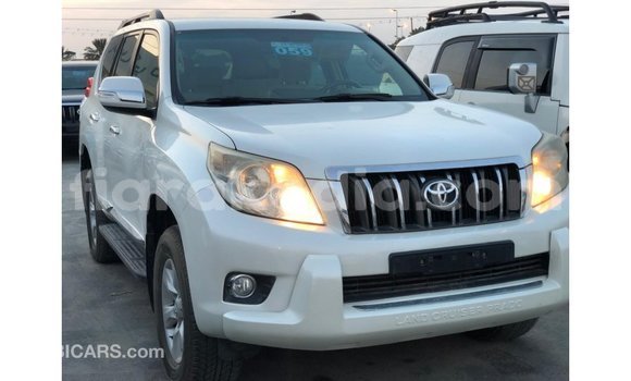 Hividy Toyota Prado fotsy Car in Import - Dubai in Diana Hividy Toyota Prado fotsy Car in Import - Dubai in Diana