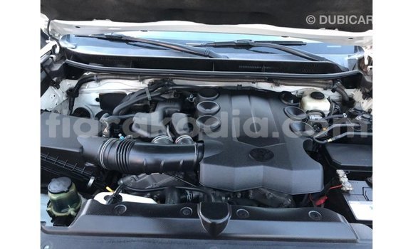 Hividy Toyota Prado fotsy Car in Import - Dubai in Diana Hividy Toyota Prado fotsy Car in Import - Dubai in Diana