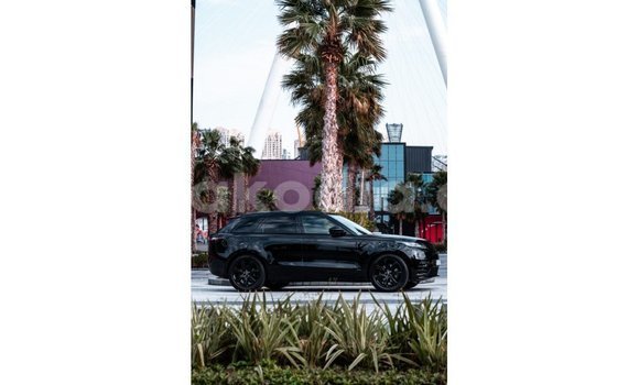 Acheter Import Voiture Land Rover Range Rover Noir à Import - Dubai, Diana Acheter Import Voiture Land Rover Range Rover Noir à Import - Dubai, Diana
