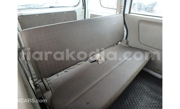 Acheter Import Voiture Suzuki Every Blanc à Import - Dubai, Diana Acheter Import Voiture Suzuki Every Blanc à Import - Dubai, Diana