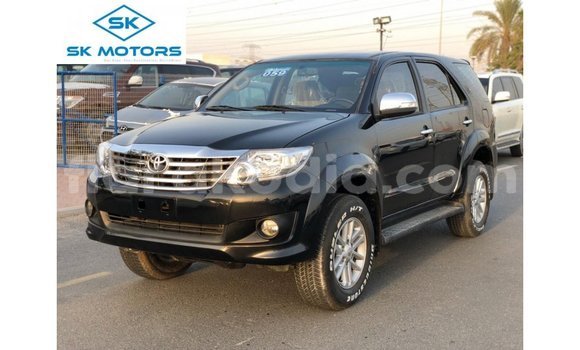 Acheter Import Voiture Toyota Fortuner Noir à Import - Dubai, Diana