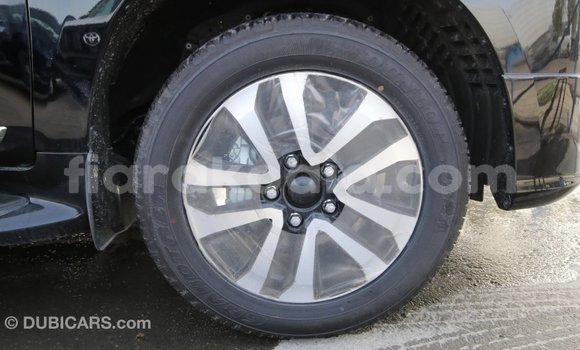 Acheter Import Voiture Toyota Land Cruiser Noir à Import - Dubai, Diana Acheter Import Voiture Toyota Land Cruiser Noir à Import - Dubai, Diana