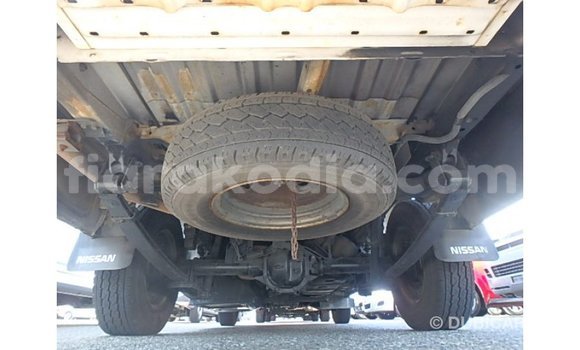 Buy Import Nissan Caravan White Car in Import - Dubai in Diana Buy Import Nissan Caravan White Car in Import - Dubai in Diana