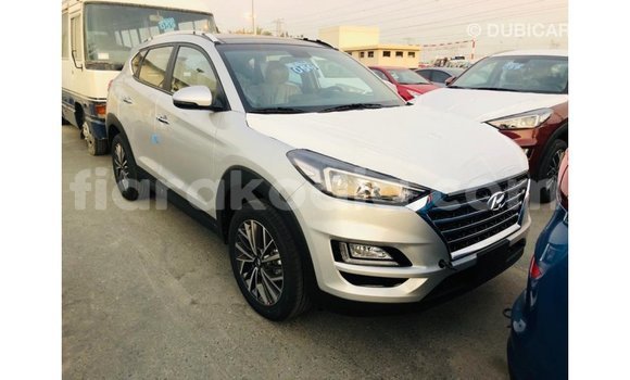 Hividy Hyundai Tucson Hafa Car in Import - Dubai in Diana Hividy Hyundai Tucson Hafa Car in Import - Dubai in Diana