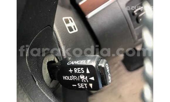 Acheter Import Voiture Toyota Land Cruiser Noir à Import - Dubai, Diana Acheter Import Voiture Toyota Land Cruiser Noir à Import - Dubai, Diana