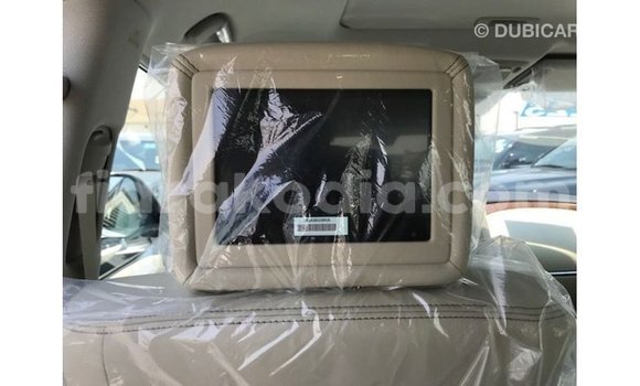 Acheter Import Voiture Nissan Patrol Blanc à Import - Dubai, Diana Acheter Import Voiture Nissan Patrol Blanc à Import - Dubai, Diana