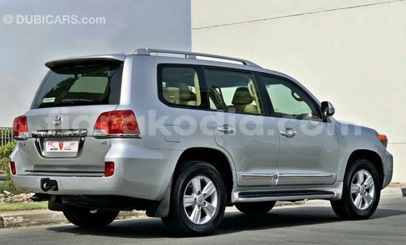 Hividy Toyota Land Cruiser Hafa Car in Import - Dubai in Diana Hividy Toyota Land Cruiser Hafa Car in Import - Dubai in Diana