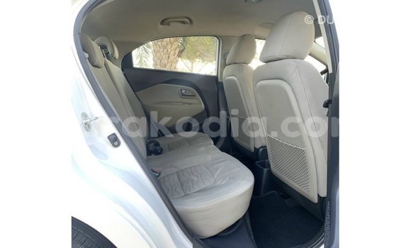 Buy Import Kia Rio White Car in Import - Dubai in Diana Buy Import Kia Rio White Car in Import - Dubai in Diana
