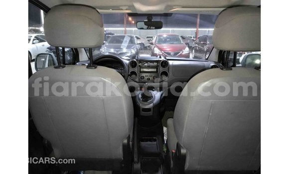 Acheter Import Voiture Peugeot Partner Blanc à Import - Dubai, Diana Acheter Import Voiture Peugeot Partner Blanc à Import - Dubai, Diana