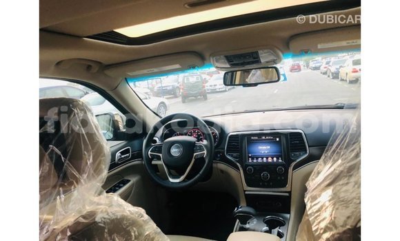 Acheter Import Voiture Jeep Grand Cherokee Noir à Import - Dubai, Diana Acheter Import Voiture Jeep Grand Cherokee Noir à Import - Dubai, Diana