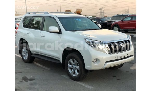 Hividy Toyota Prado fotsy Car in Import - Dubai in Diana Hividy Toyota Prado fotsy Car in Import - Dubai in Diana