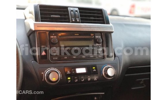 Hividy Toyota Prado fotsy Car in Import - Dubai in Diana Hividy Toyota Prado fotsy Car in Import - Dubai in Diana