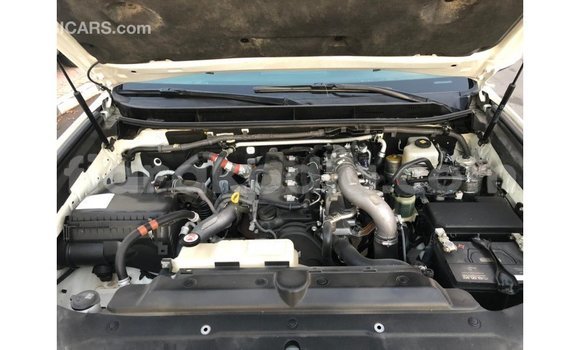 Hividy Toyota Prado fotsy Car in Import - Dubai in Diana Hividy Toyota Prado fotsy Car in Import - Dubai in Diana