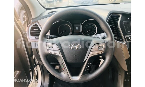 Hividy Hyundai Santa Fe Hafa Car in Import - Dubai in Diana Hividy Hyundai Santa Fe Hafa Car in Import - Dubai in Diana