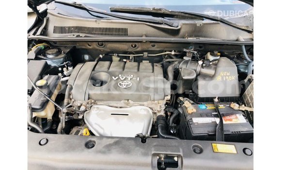 Acheter Import Utilitaire Toyota HiAce Noir à Import - Dubai, Diana Acheter Import Utilitaire Toyota HiAce Noir à Import - Dubai, Diana