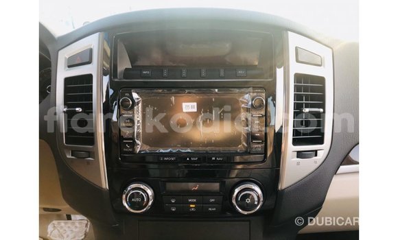 Acheter Import Voiture Mitsubishi Pajero Noir à Import - Dubai, Diana Acheter Import Voiture Mitsubishi Pajero Noir à Import - Dubai, Diana