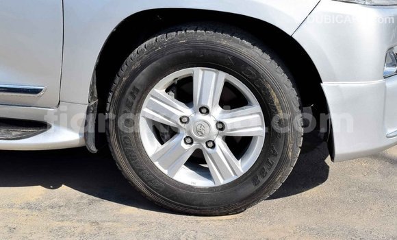 Acheter Import Voiture Toyota Land Cruiser Autre à Import - Dubai, Diana Acheter Import Voiture Toyota Land Cruiser Autre à Import - Dubai, Diana