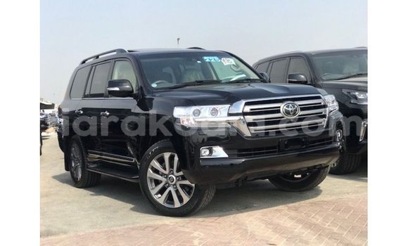 Hividy Toyota Land Cruiser Black Car in Import - Dubai in Diana