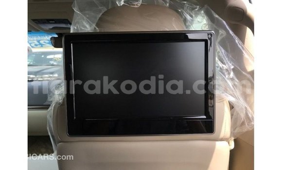 Acheter Import Voiture Toyota Land Cruiser Noir à Import - Dubai, Diana Acheter Import Voiture Toyota Land Cruiser Noir à Import - Dubai, Diana