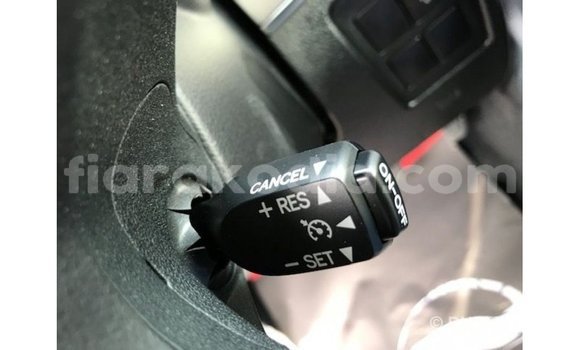 Acheter Import Voiture Toyota Land Cruiser Noir à Import - Dubai, Diana Acheter Import Voiture Toyota Land Cruiser Noir à Import - Dubai, Diana