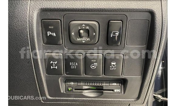 Acheter Import Voiture Toyota Land Cruiser Noir à Import - Dubai, Diana Acheter Import Voiture Toyota Land Cruiser Noir à Import - Dubai, Diana