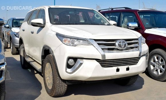 Hividy Toyota Fortuner fotsy Car in Import - Dubai in Diana Hividy Toyota Fortuner fotsy Car in Import - Dubai in Diana